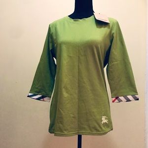 New Burberry top Size L